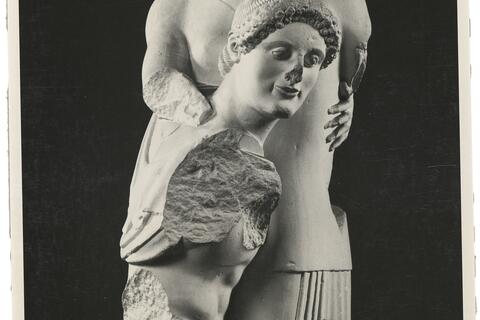 calco di scultura Teseo e Antilope dal frontone ovest del Tempio di Apollo ad Eretria 132 photo