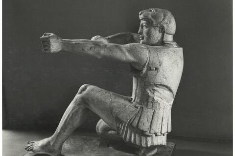 Calco di sculture del frontone orientale del tempio di Aphaia ad Egina 183 photo