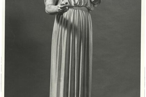 calco di scultura Auriga di Delfi 200 photo