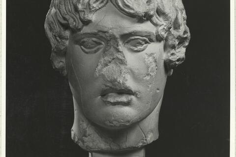 calco di scultura Testa del c.d. Apollo dell'Omphalos 208 photo