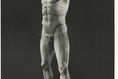 calco di scultura Statua di Zeus da Capo Artemision 222 photo