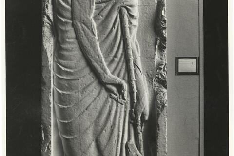 calco di scultura Stele funeraria di Alxenor 223 photo