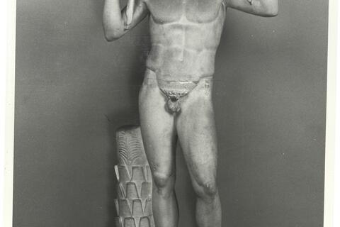 calco di scultura Anadoumenos Farnese 294 photo