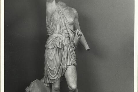 calco di scultura Amazzone dal Canopo di Villa Adriana 305 photo