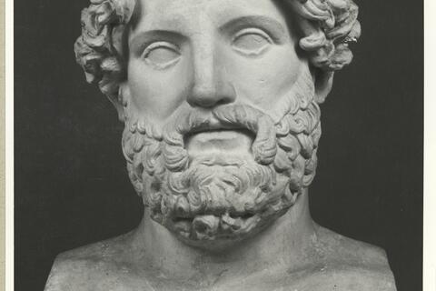 calco di scultura Testa di Efesto 335 photo