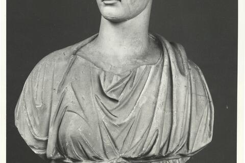 calco di scultura Busto di Afrodite c.d. Saffo 371 photo