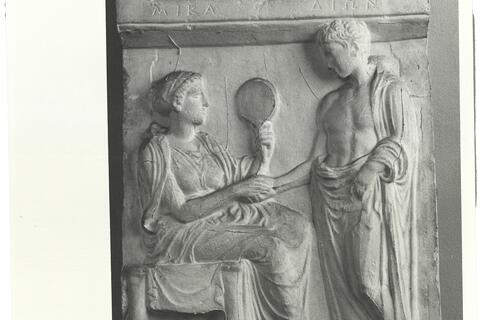 calco di scultura Stele funeraria di Mika e Dion 379 photo