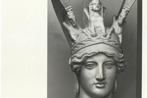 calco di scultura Testa di Athena Parthenos. Ricostruzione di W. Amelung 451 photo