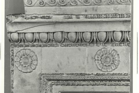 calco di scultura Eretteo: particolare del cornicione della porta nord. 484 photo