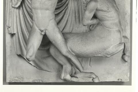 calco di scultura Lapita che afferra per i capelli un centauro: metopa XXVII Sud del Partenone 543 photo