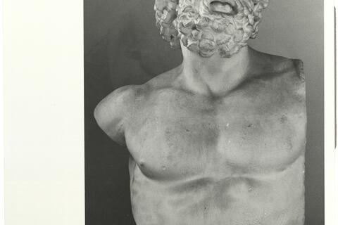 calco di scultura Torso di Asclepio dal Pireo 680 photo
