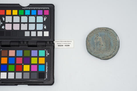 calco di moneta 00256 photo