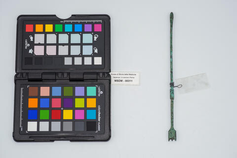 strumento a grosso chiodo 00311 photo