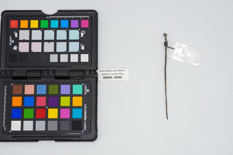 specillo auricolare 00352 photo