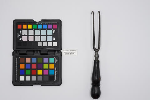 uncino a due branche 00534 photo