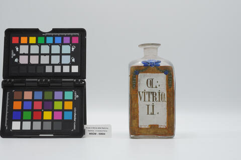 bottiglia quadrata 00604 photo