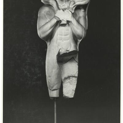 calco di scultura Statua del Moscophoros 131 photo