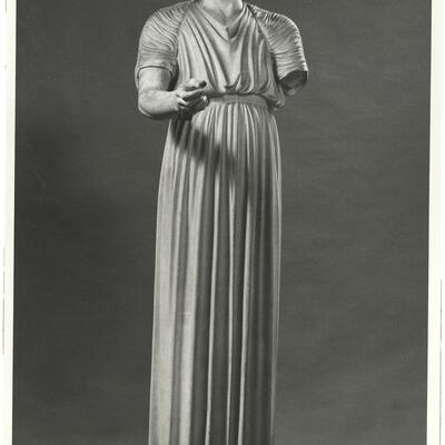 calco di scultura Auriga di Delfi 200 photo