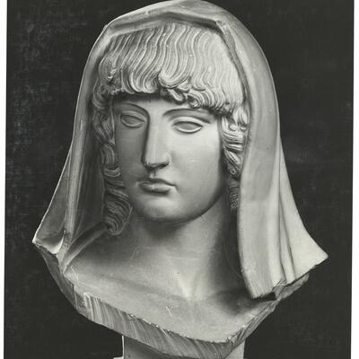calco di scultura Testa femminile della c.d. Hestia Giustiniani 213 photo