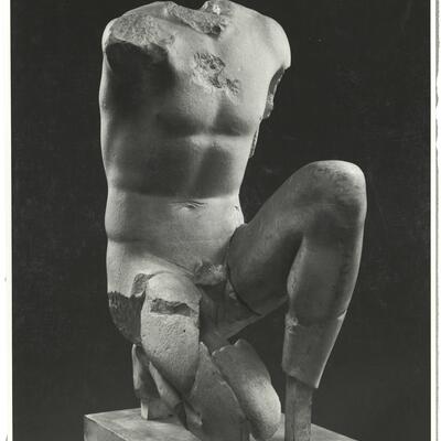 calco di scultura Decorazione scultorea del frontone est del tempio di Zeus a Olimpia 268 photo