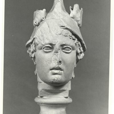 calco di scultura Testa elmata di Atena o di Ares 287 photo