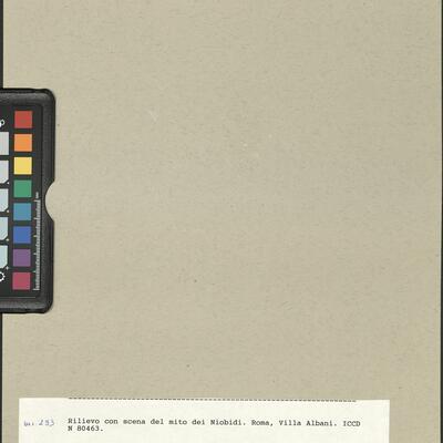 calco di scultura Rilievo con scena del mito delle Niobidi 293 photo