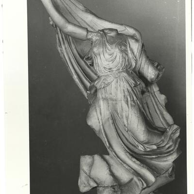 calco di scultura Statua di Nereide 374 photo