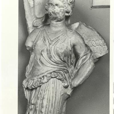 calco di scultura Balaustra del tempio di Atena Nike: Vittoria stante 499 photo