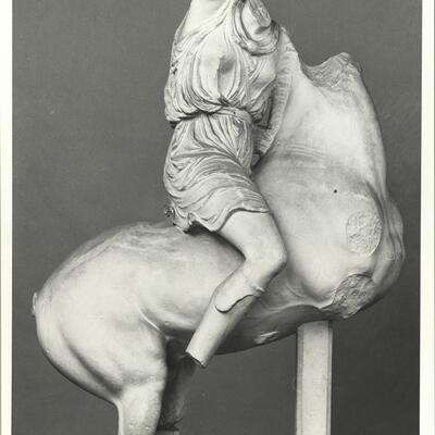 calco di scultura Amazzone a cavallo (c.d. Pentesilea).
Frontone occidentale del Tempio di Asclepio a Epidauro 658 photo
