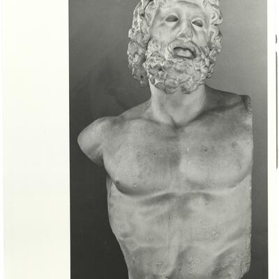 calco di scultura Torso di Asclepio dal Pireo 680 photo