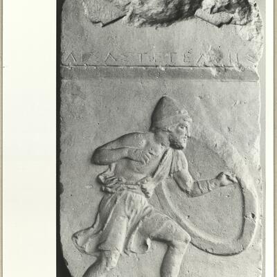 calco di scultura Stele funeraria di Lisas di Tegea 708 photo