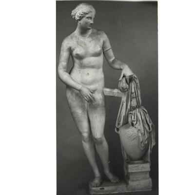 Calco di scultura dell’Afrodite Cnidia. Ricostruzione 741 photo