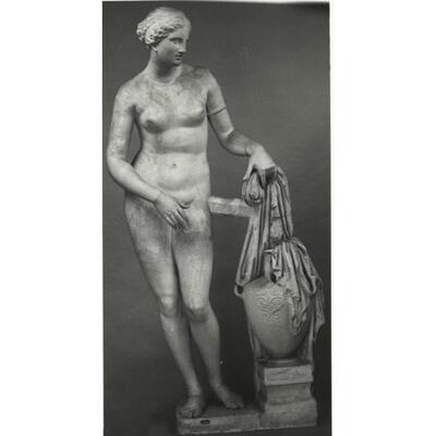 Calco di scultura dell’Afrodite Cnidia. Ricostruzione 741 photo