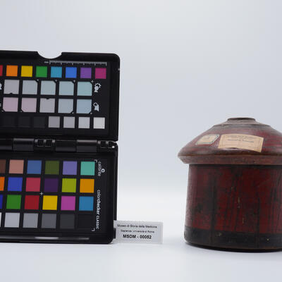 scatola con coperchio 00052 photo