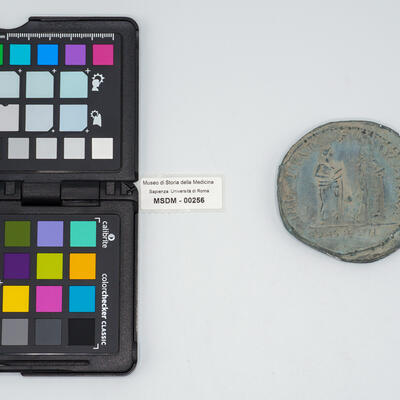 calco di moneta 00256 photo