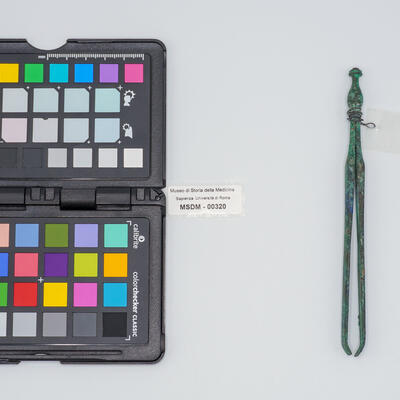 pinza romana 00320 photo