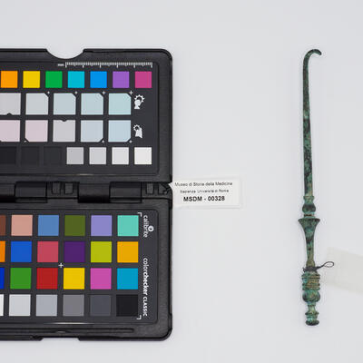 uncino chirurgico 00328 photo