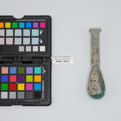 unguetario lacrimatoio 00412 photo