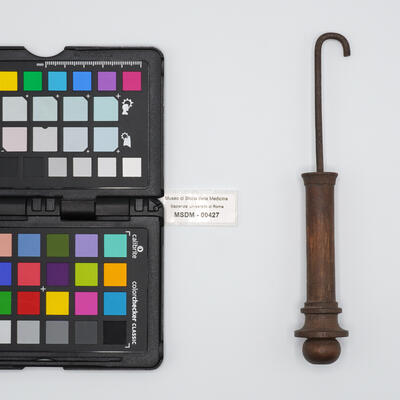 uncino chirurgico 00427 photo