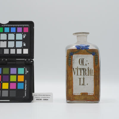 bottiglia quadrata 00604 photo