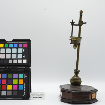 microscopio Marshall 00668 photo