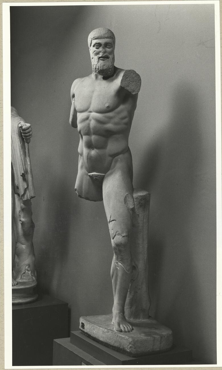 calco di scultura Gruppo dei Tirannicidi: ricostruzione di Aristogitone 152 photo