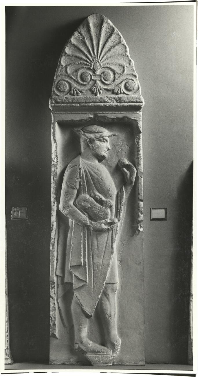 calco di scultura Stele funeraria 225 photo