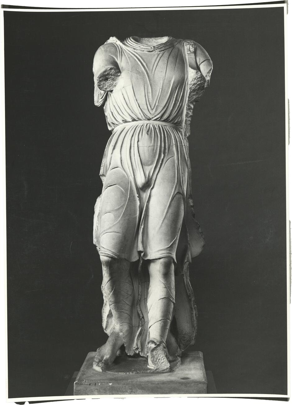 calco di scultura Apollo citaredo 241 photo