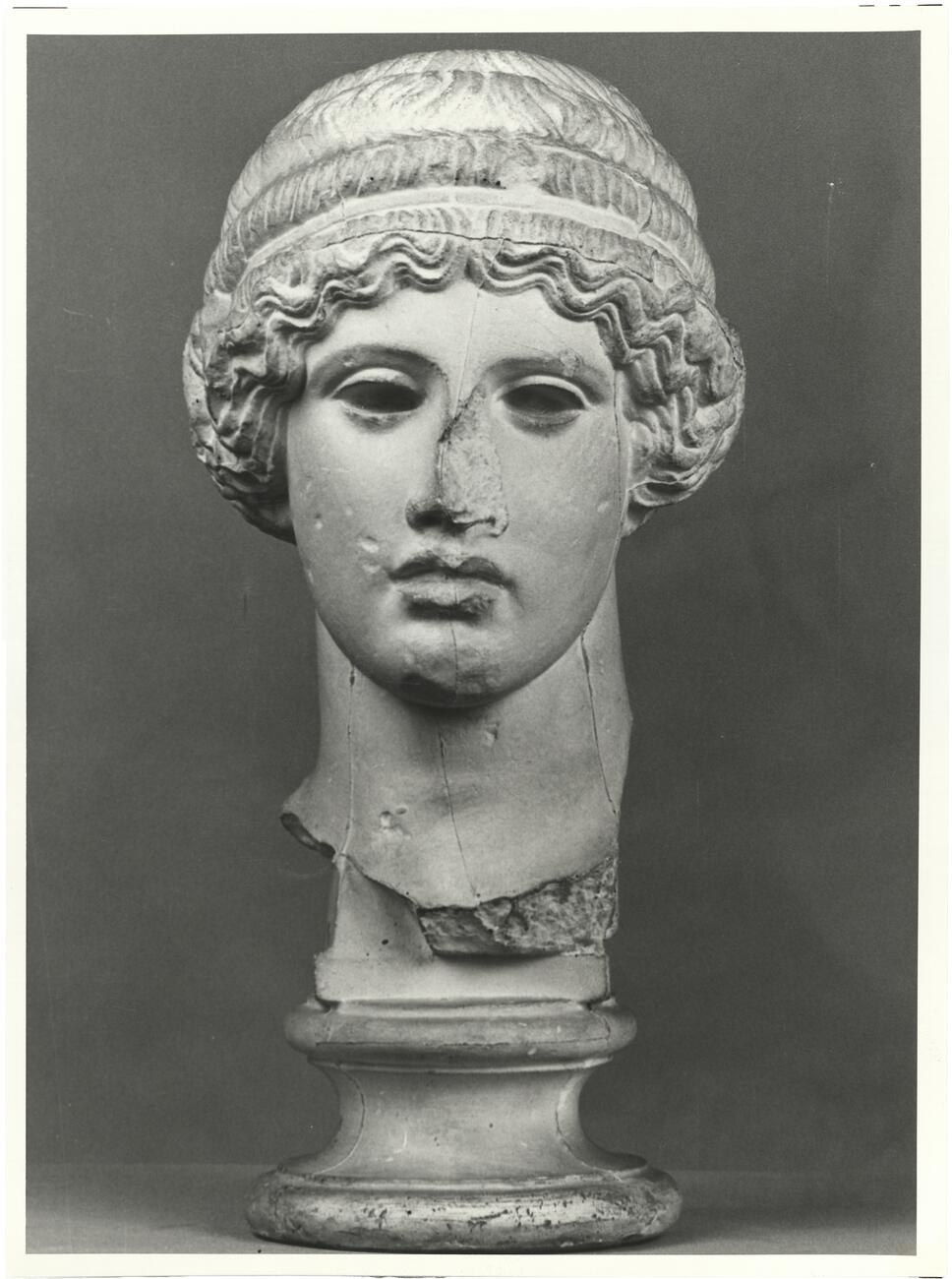 calco di scultura Testa di efebo tipo Via dell'Abbondanza 288 photo