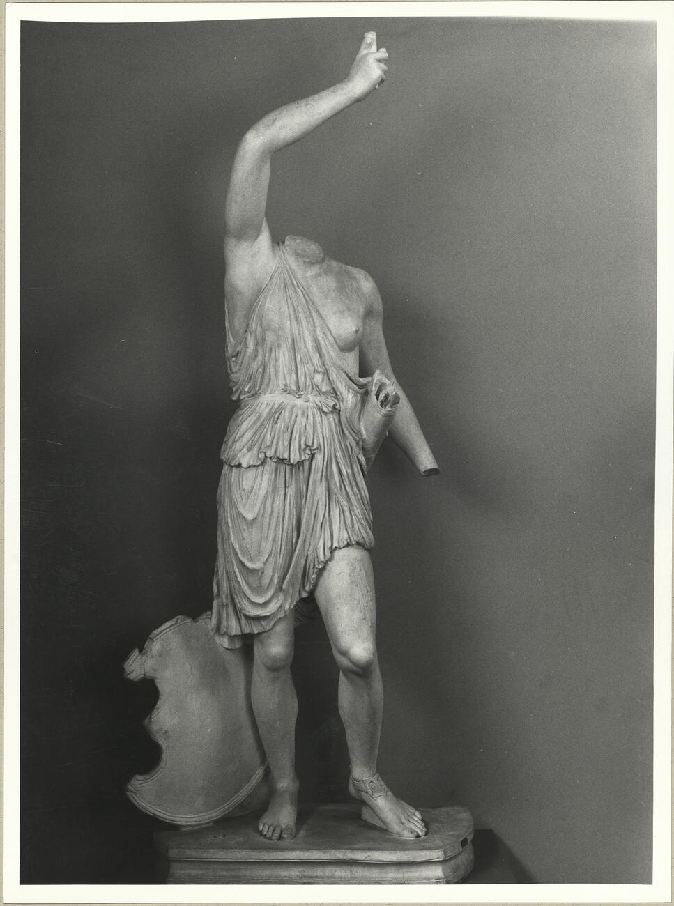 calco di scultura Amazzone dal Canopo di Villa Adriana 305 photo