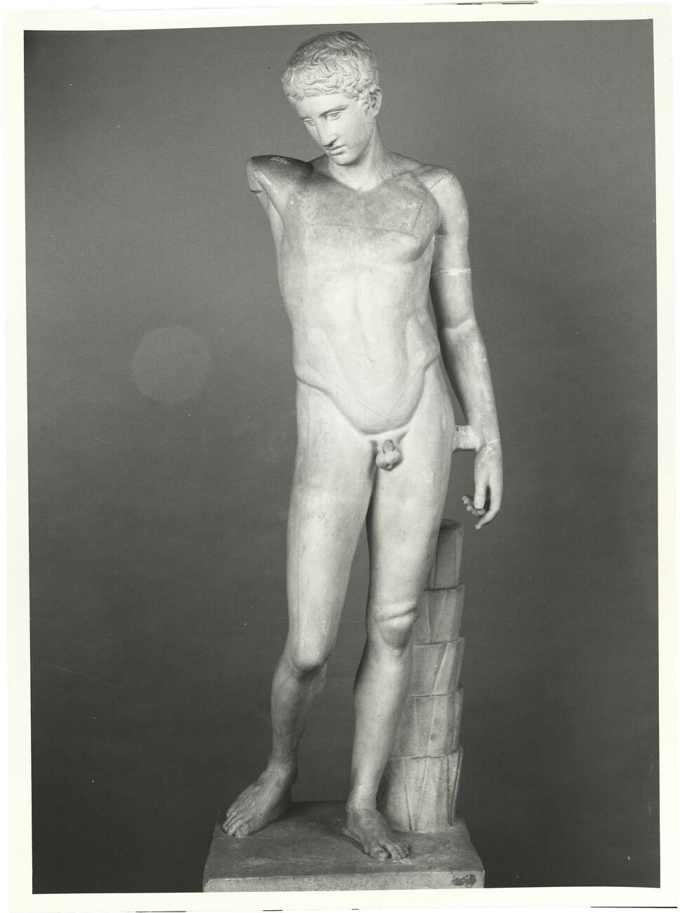 calco di scultura Kyniskos, c.d. Atleta Westmascott 311 photo