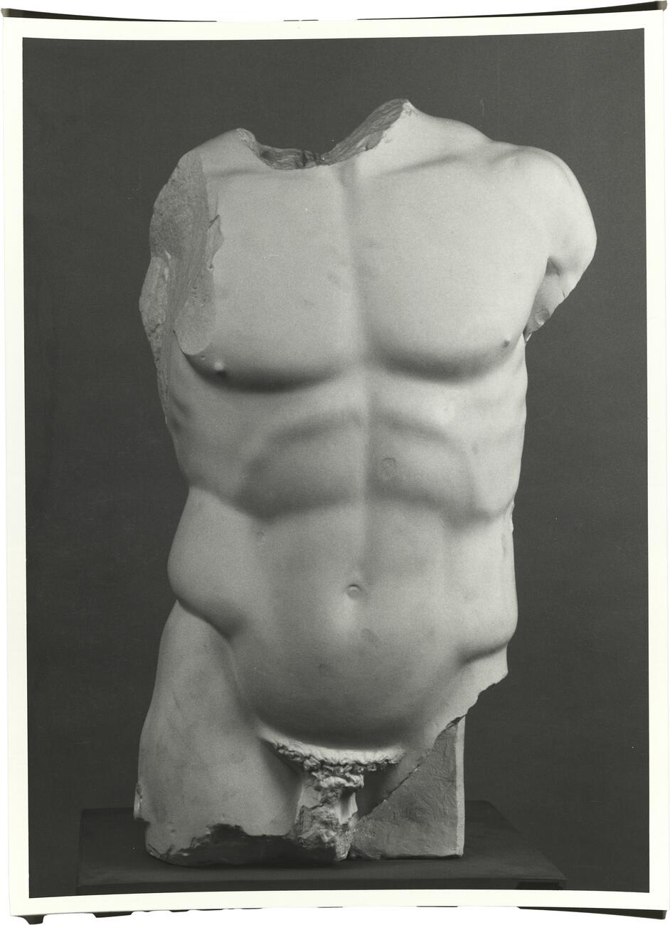 calco di scultura Torso in basalto del Doriforo 322 photo