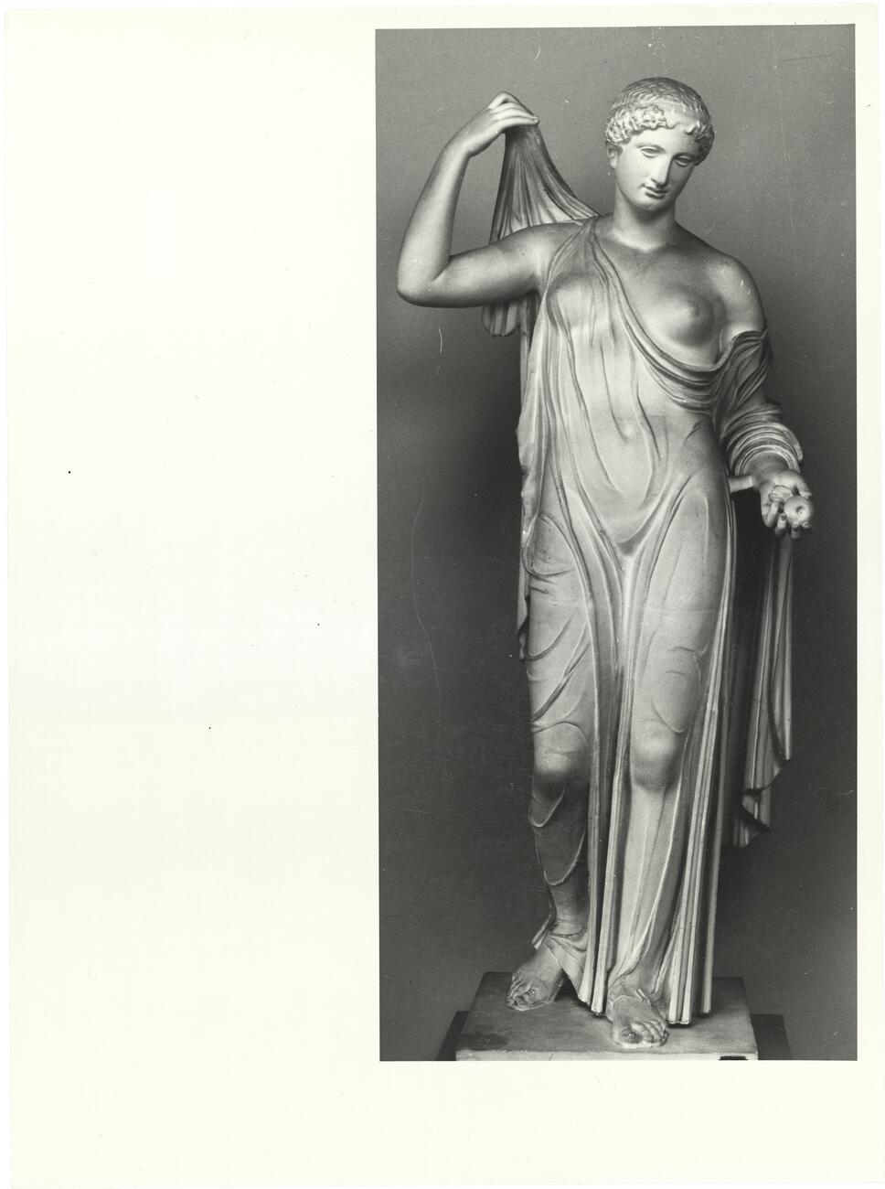 calco di scultura Statua di Afrodite del Frejus 339 photo