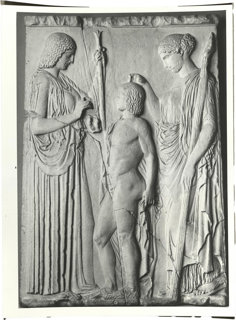 calco di scultura Rilievo con Demetra, Kore e Trittolemo 461 photo